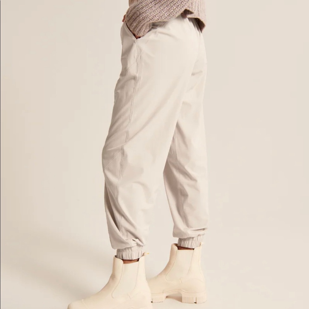 Abercrombie Traveler Apres Ski pant